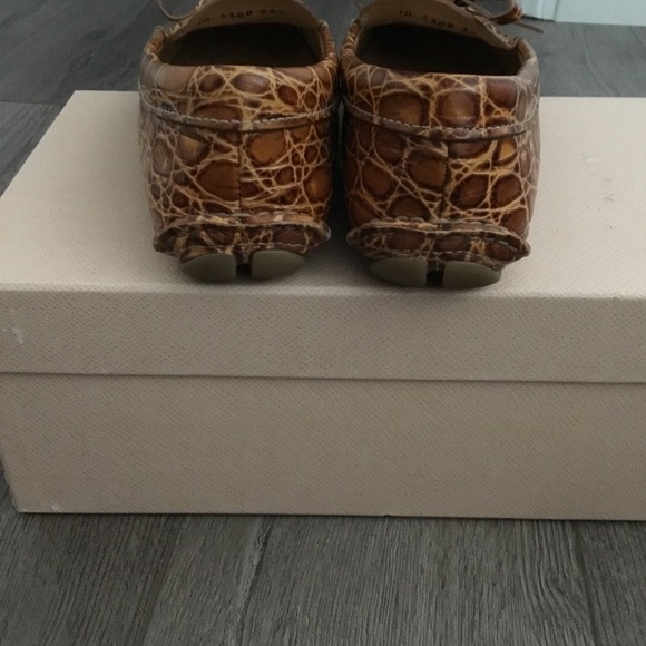 Vintage Prada Croc Embossed Tan Loafers - Picture 6 of 6